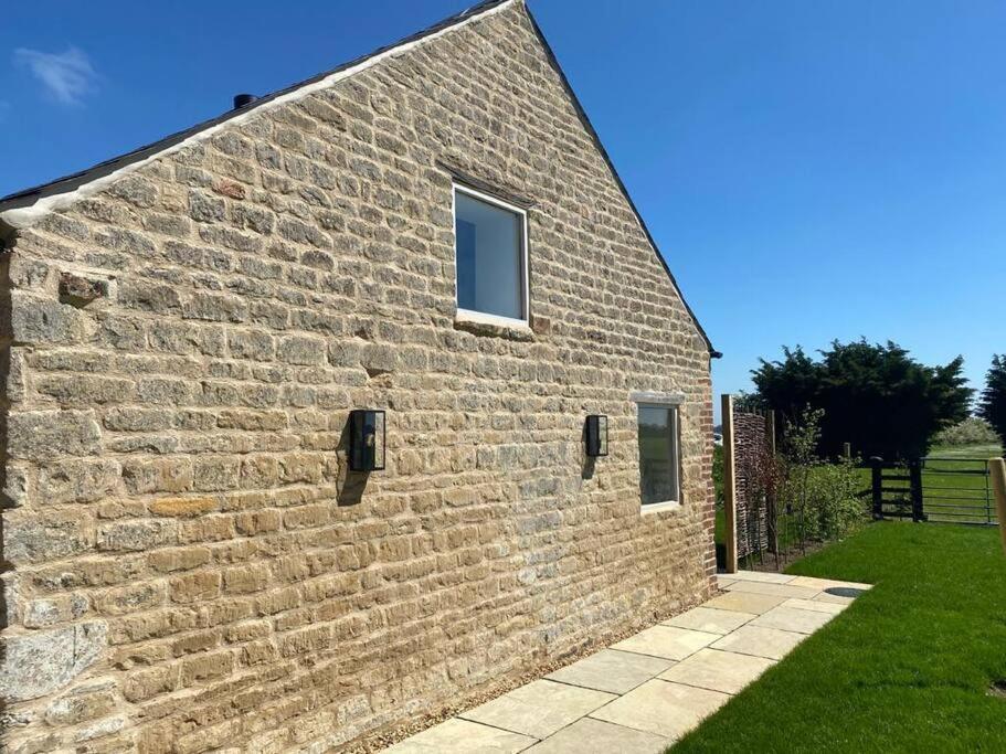 Linseed Barn- Stamford Holiday Cottages Exterior photo